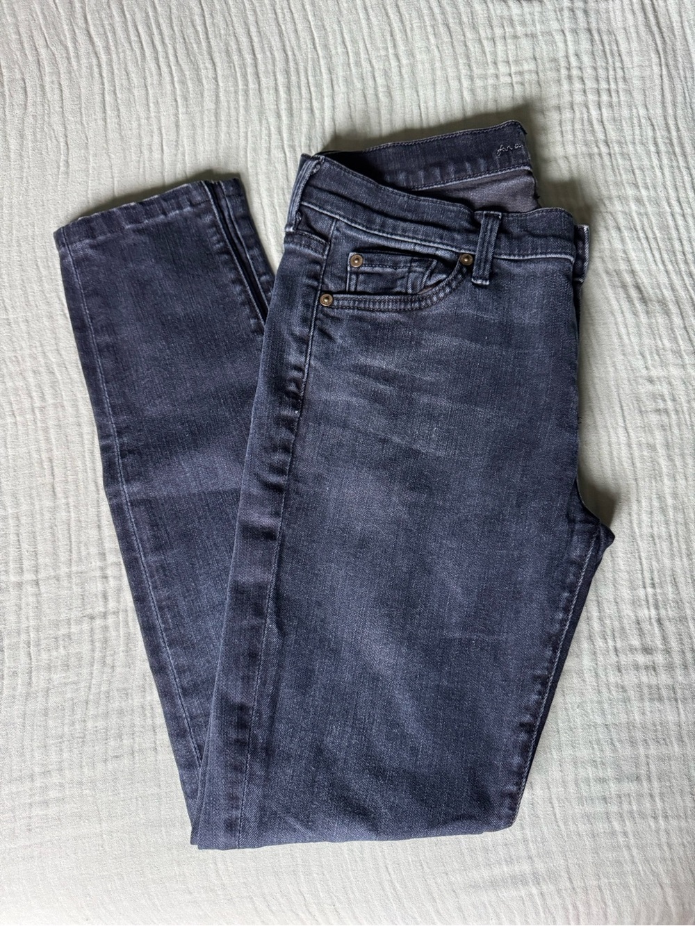 7 For All Mankind the skinny jeans, size 30